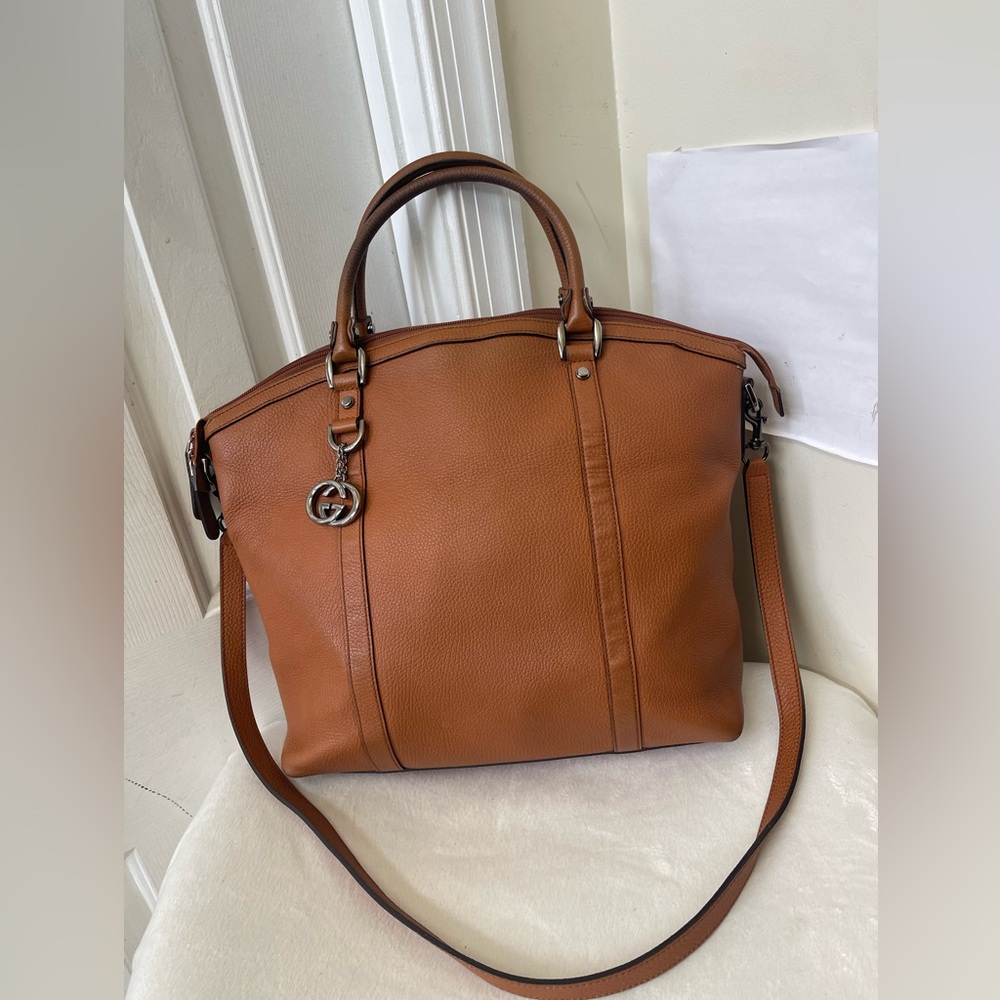 Gucci Leather GG Charm Tote Bag - Picture 3 of 16